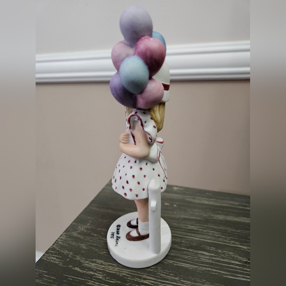Vintage Margaret Keane Big Eyed Girl MDH 1976 Balloon Girl Figurine Japan - Picture 2 of 7